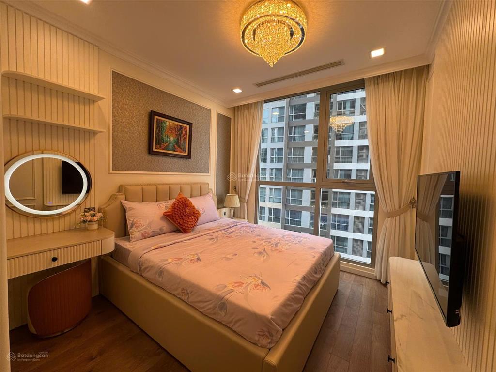 Hạ giá bán gấp 3pn khu park 3 vinhomes central park, full nội thất cao cấp view sông