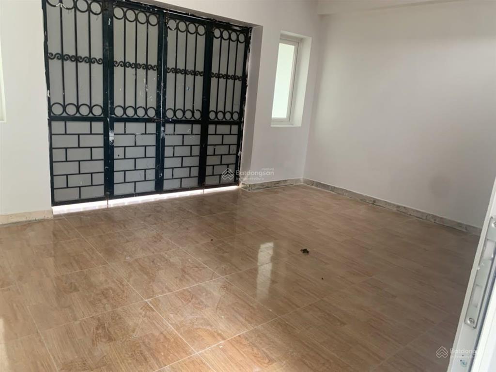 Cho hộ gia đình thuê nhà nguyên căn 55m2 4 tầng ngõ 361 trường chinh