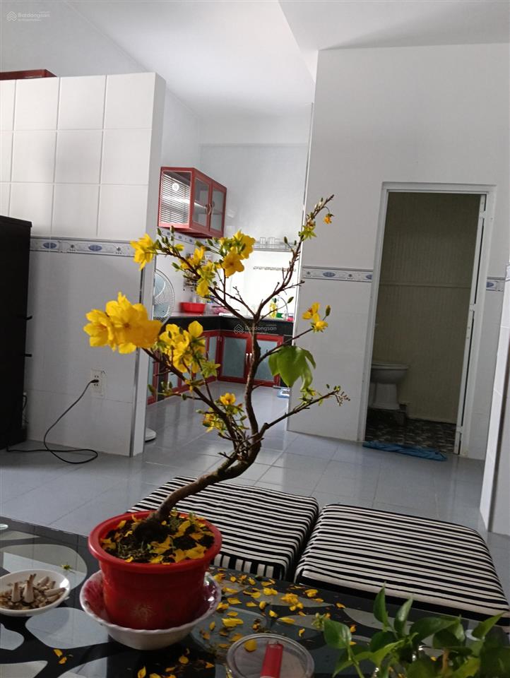 Gần chợ, trường học gần khu vực trung tâm hành chính mặt tiền đường cao thị chính không ngập nước