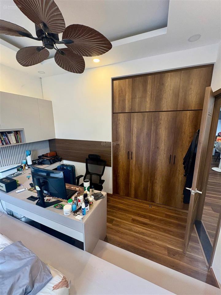 Bán căn hộ chung cư vstar phú thuận, q7 diện tích 118m2.  0934 073 *** ms ngân