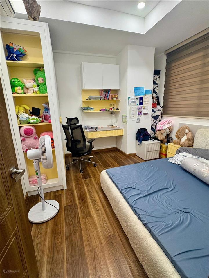 Bán căn hộ chung cư vstar phú thuận, q7 diện tích 118m2.  0934 073 *** ms ngân