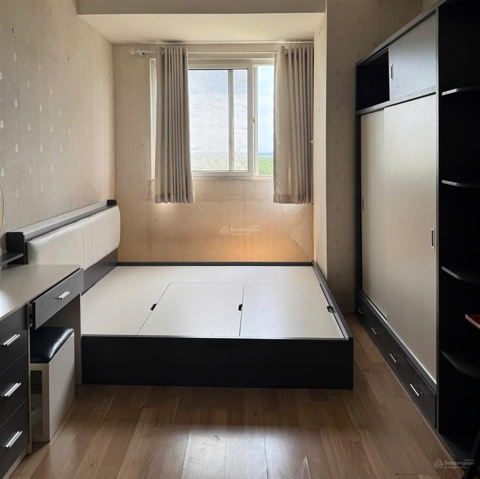 Cho thuê căn hộ chung cư vstar phú thuận, q7 diện tích 86m2.  0934 073 *** ms ngân