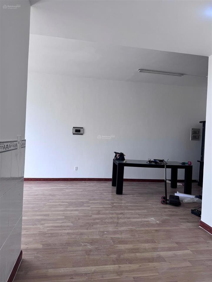 Cho thuê căn hộ chung cư vstar phú thuận, q7 diện tích 117m2.  0934 073 *** ms ngân