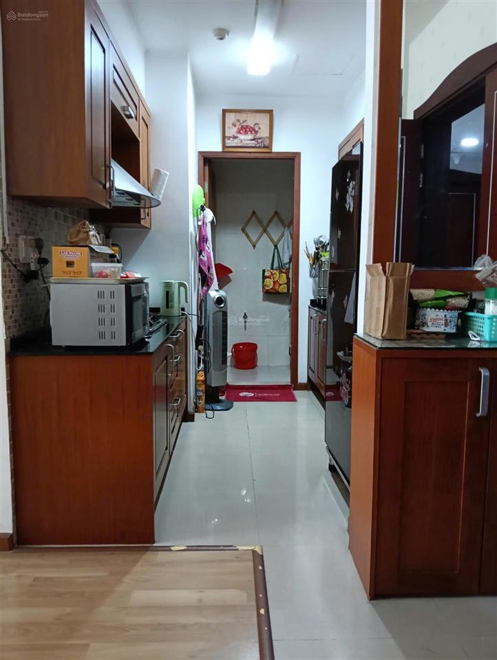 Gần trường học, gần phú mỹ hưng, chợ, siêu thị, ưu tiên khách thiện chí
