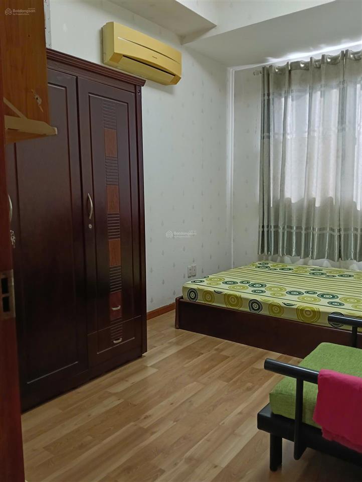 Gần trường học, gần phú mỹ hưng, chợ, siêu thị, ưu tiên khách thiện chí