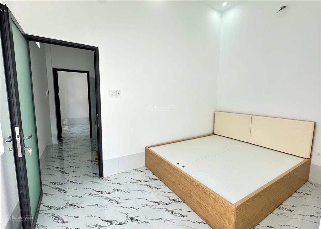 Bán nhà hẻm 63 cmt8, đối diện bệnh viện phụ sản, gần siêu thị vincom, chờ an hoà, trường học...