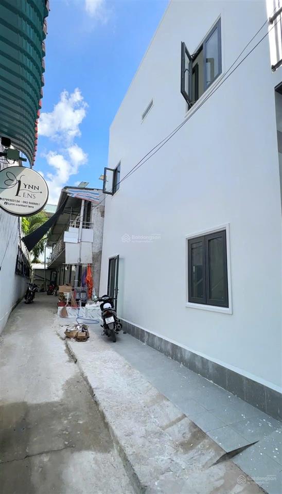 Bán nhà hẻm 63 cmt8, đối diện bệnh viện phụ sản, gần siêu thị vincom, chờ an hoà, trường học...