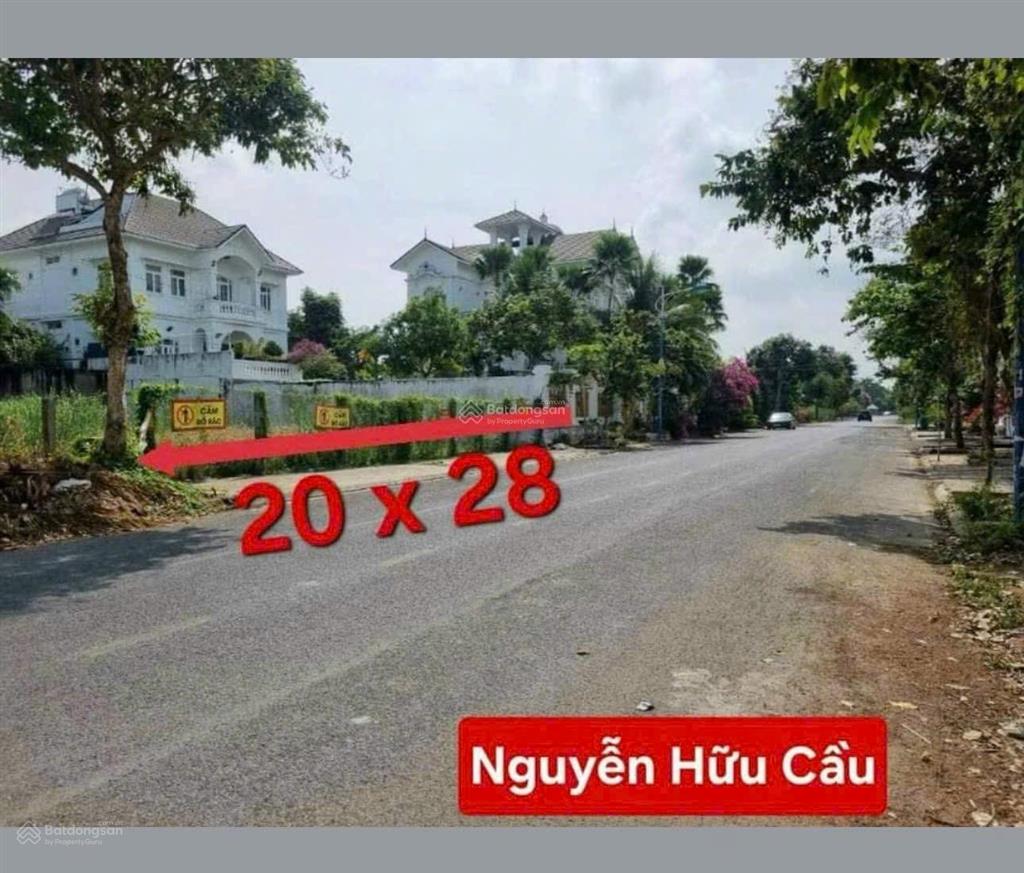 Bán nền (20x28m) đường nguyễn hữu cầu, khu biệt thự cồn khương  cần thơ