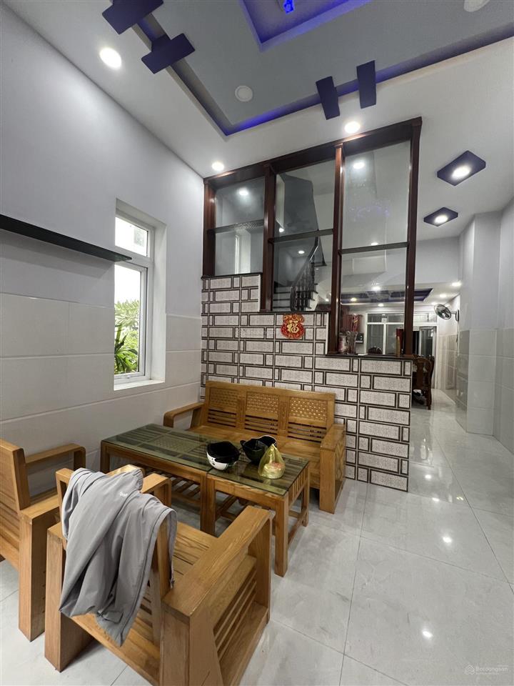 Cho thuê nhà bến lức, long an, kdc trần anh, vào ở ngay