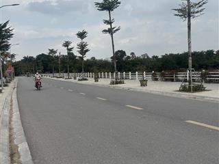 Bán đất thôn ấp hạ quang minh mê linh hn . 88m2 mt4,3m giá 57tr/m2 đường trục chính cách dự án 50m