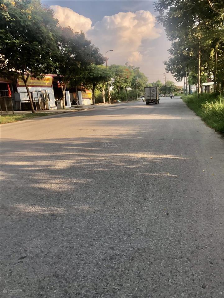 Cho thuê mặt đường 24m hà phong kinh doanh. dt 70m2 mt 5m, giá 7tr/th gần đại học tài chính