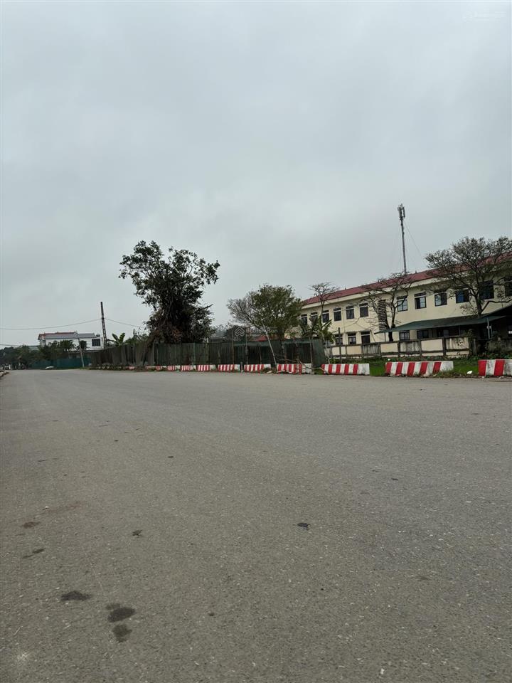 Bán đất tổ 9 quang minh, mê linh. dt 60m2 giá 3,1 tỷ đường rộng ngõ thông full thổ cư, giá đầu tư
