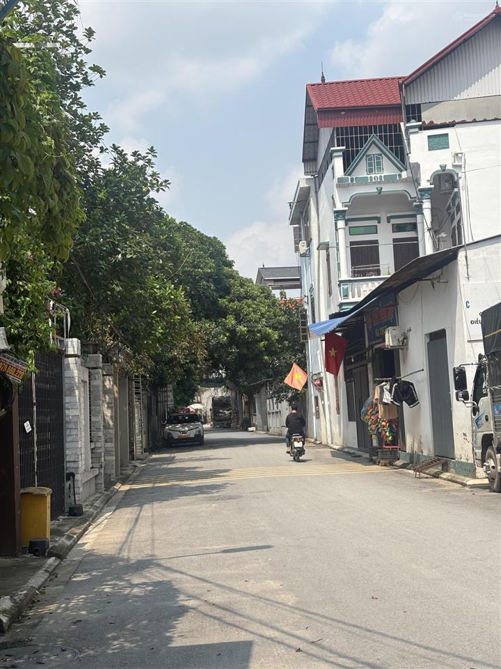Bán đất thôn yên nhân tiền phong mê linh hn . 116m2 mt5m giá 38tr/m2 đường thông ngõ 4m