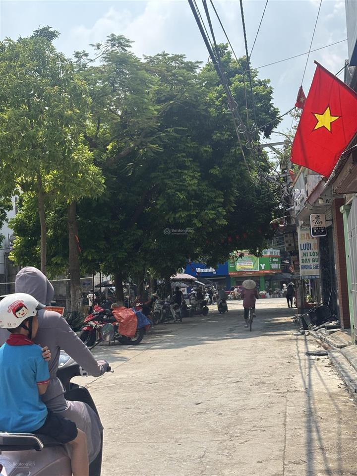 Bán đất thôn yên nhân tiền phong mê linh hn . 116m2 mt5m giá 38tr/m2 đường thông ngõ 4m
