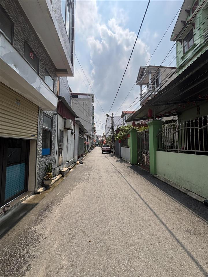 Bán đất thôn yên nhân tiền phong mê linh hn . 116m2 mt5m giá 38tr/m2 đường thông ngõ 4m