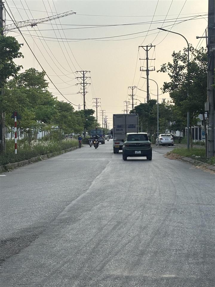 Bán đất tổ 5 thị trấn quang minh mê linh hn. 68m2 mt4m 2 mặt thoáng giá 3,4 tỷ