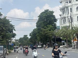 Bán mặt đường kinh doanh đường 48m trung tâm huyện mê linh. lô góc 235m2 mt 16m giá 35 tỷ