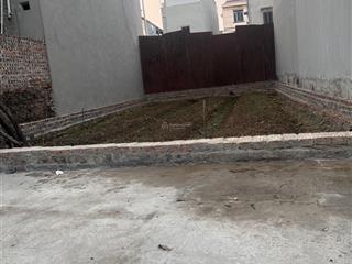 Bán đất do hạ khu 6 .dt45m2 mt4m giá 2,3 tỷ đường rộng vị trí đắc địa giá đầu tư