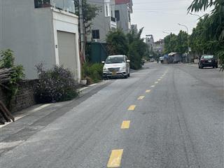 Bán lô góc tổ 10 ấp tre tt quang minh mê linh. dt54m2 mt4m giá 2,7 tỷ đường trục chính