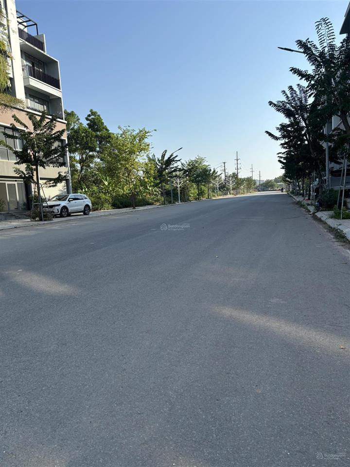 Bán đất khu a cienco 5 mê linh, hà nội. dt100m2 mt5m giá 33tr/m2 đường 15m