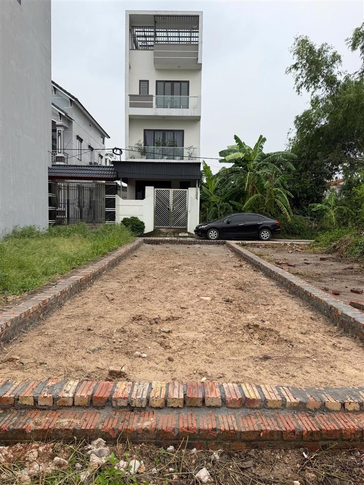Đất tổ 9 ấp tre, 2,55 tỷ lô góc 2mt. dt 55m2 mt 4m, đường 2 ô tô chánh