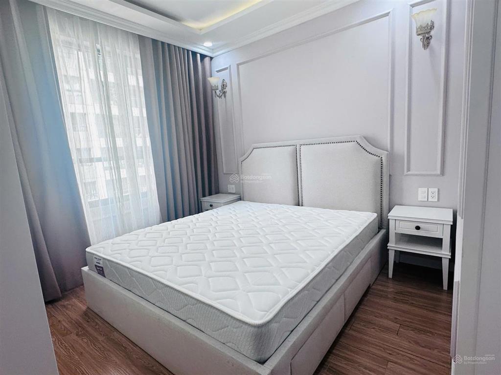 Cho thuê căn hộ goldview 3pn nhà mới đẹp như hình, full nội thất, vào ở liền