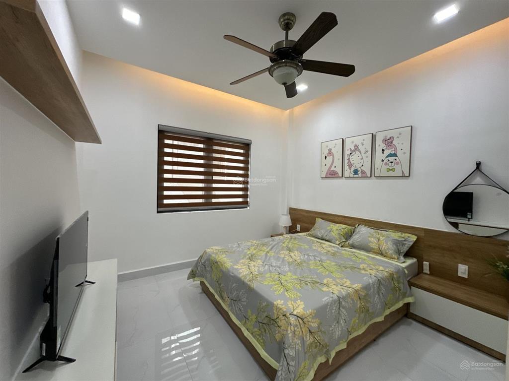 Nhà 3 tầng mặt tiền đường 5,5m phan phu tiên, cách biển chỉ 150m