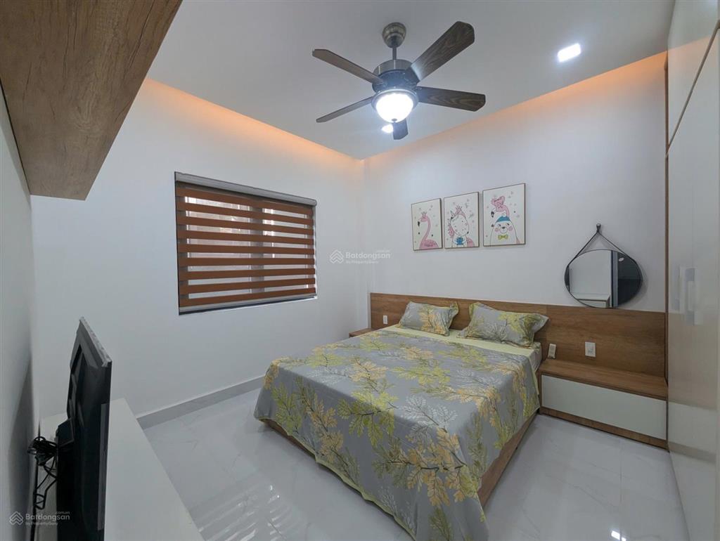 Nhà 3 tầng mặt tiền đường 5,5m phan phu tiên, cách biển chỉ 150m