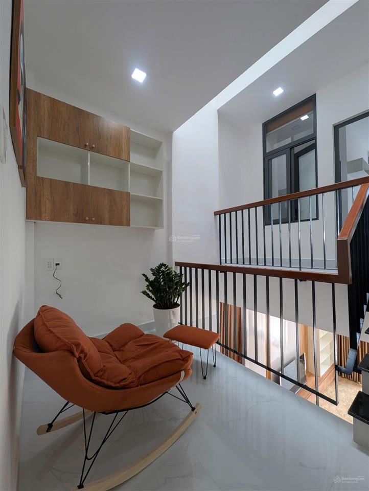 Nhà 3 tầng mặt tiền đường 5,5m phan phu tiên, cách biển chỉ 150m