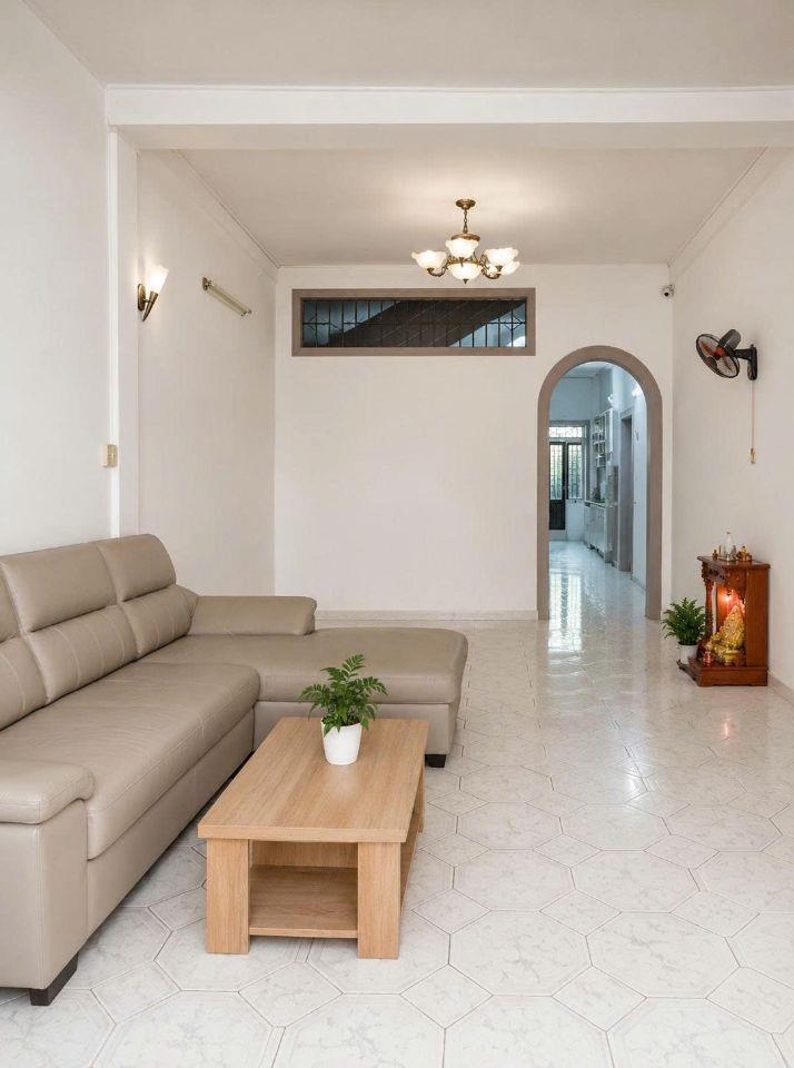 Duy nhất 1 căn ngay nhà Thi Đấu Phú Thọ Q11 - Xe oto đỗ cửa ngày đêm - 86m2 - Ngang 4m2 - 5 phòng ngủ mới - 10.x tỷ