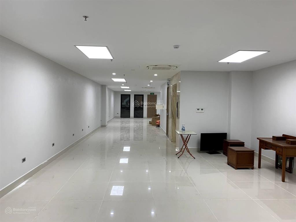 Cho thuê văn phòng tại trung liệt, đống đa. dtsd 85m2, thông sàn, giá 12tr/tháng