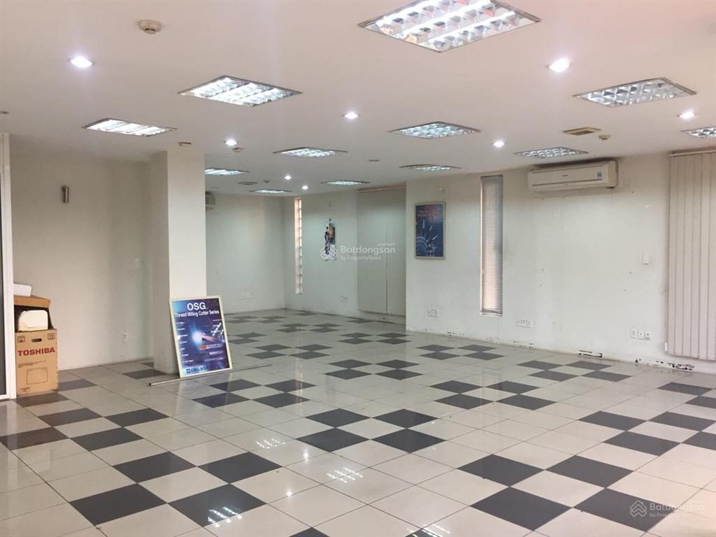 Cho thuê văn phòng phố mạc thái tông, cầu giấy, hà nội, dtsd 220m2, thông sàn, giá 68 tr/tháng