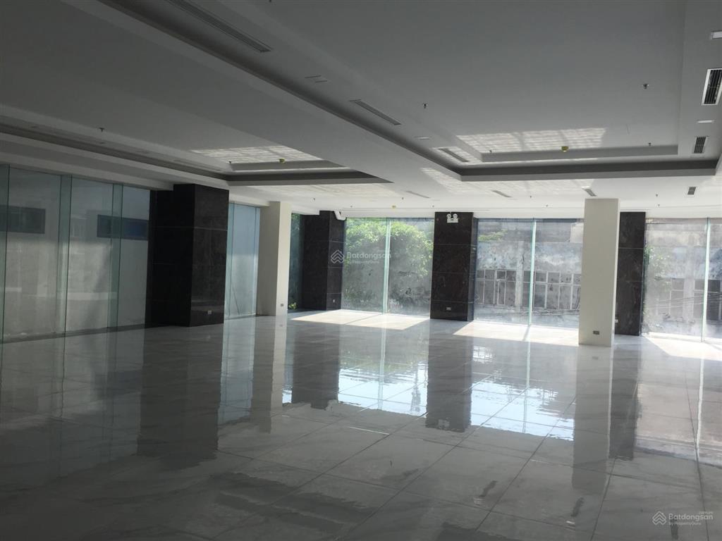 Cho thuê văn phòng phố mạc thái tông, cầu giấy, hà nội, dtsd 220m2, thông sàn, giá 68 tr/tháng