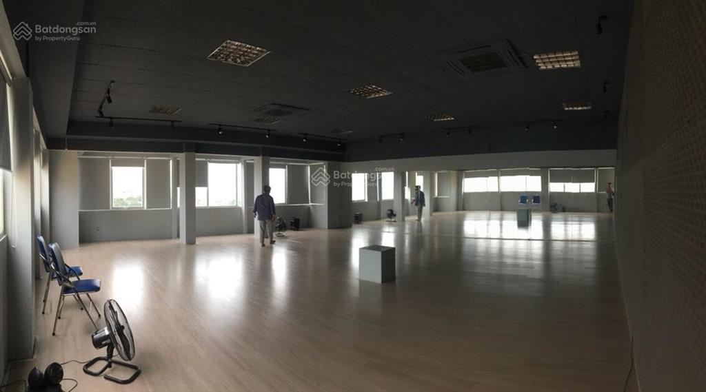 Cho thuê vp phố trần thái tông,cầu giấy,hà nội,dtsd 170m2, thông sàn, giá 45tr/tháng