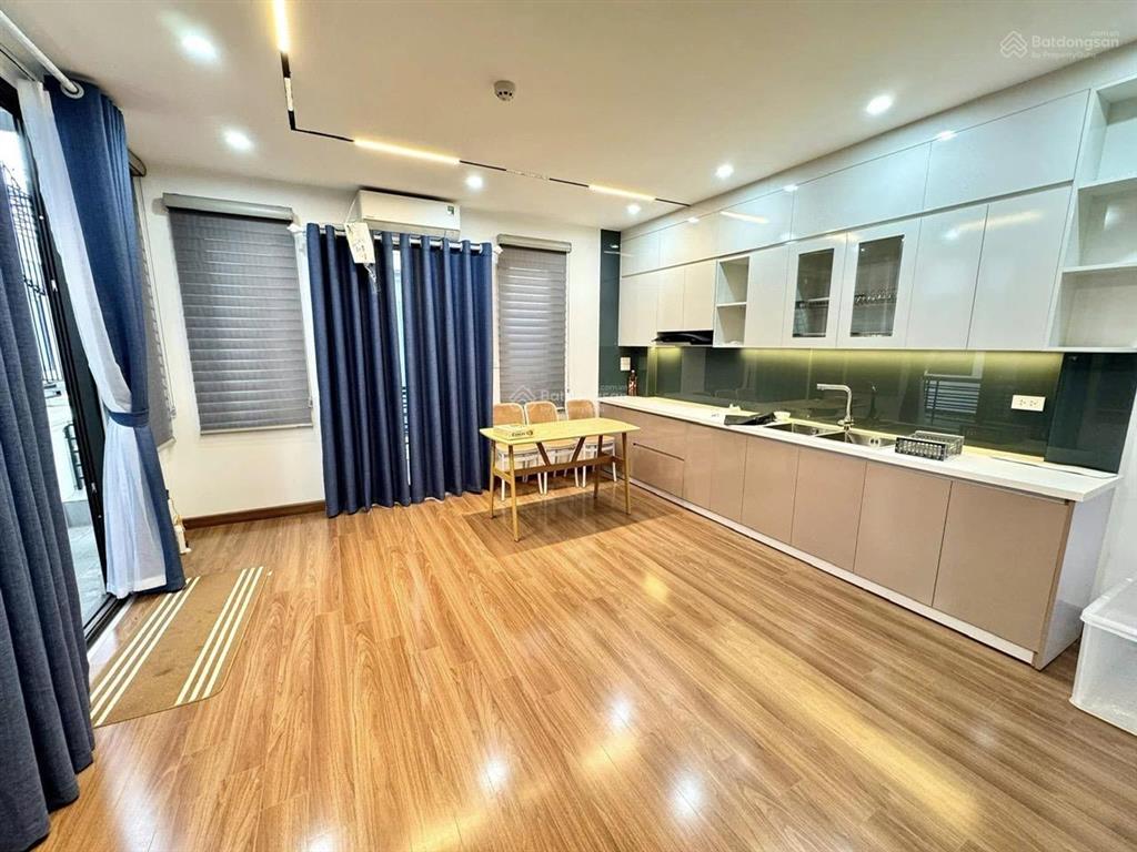 Cho thuê nhà ngõ 100 trần duy hưng,cầu giấy,hà nội,dt 40m2 x 6 tầng,tm,giá 25tr tr/tháng