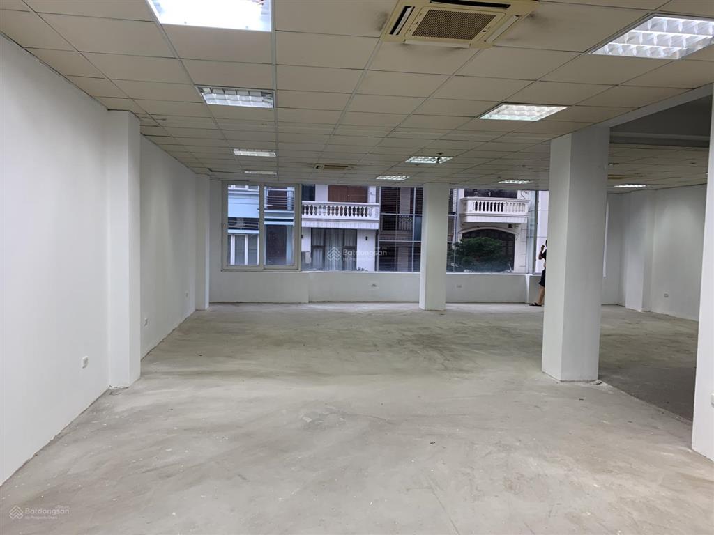 Cho thuê vp phố giảng võ, đống đa, hà nội, dtsd 50m2, thông sàn, giá 10tr/tháng