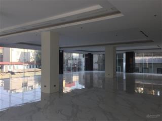 Cho thuê tòa nhà phố nguyễn hoàng ,nam từ liêm,dt 58m2 x 8 tầng,tm,mới đẹp, giá 75tr/tháng