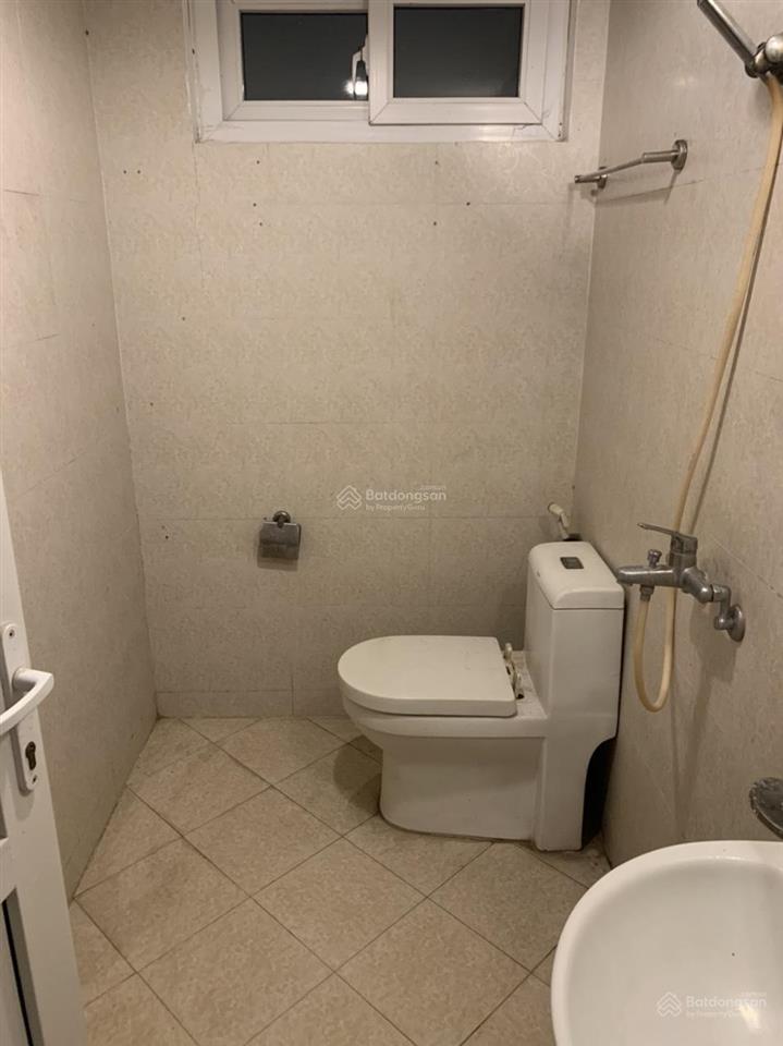 Cho thuê văn phòng phố thái hà, đống đa,hà nội, dtsd 65m2,thông sàn,13tr/tháng