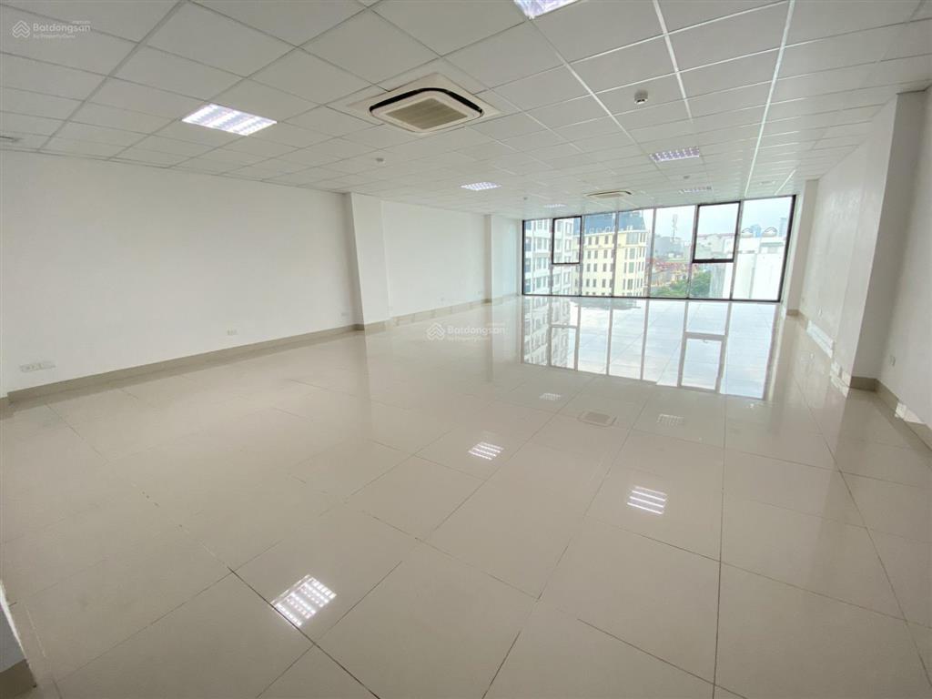 Cho thuê văn phòng phố quan nhân, phương liệt, hà nội, dtsd 35m2, giá 5,5 tr/tháng