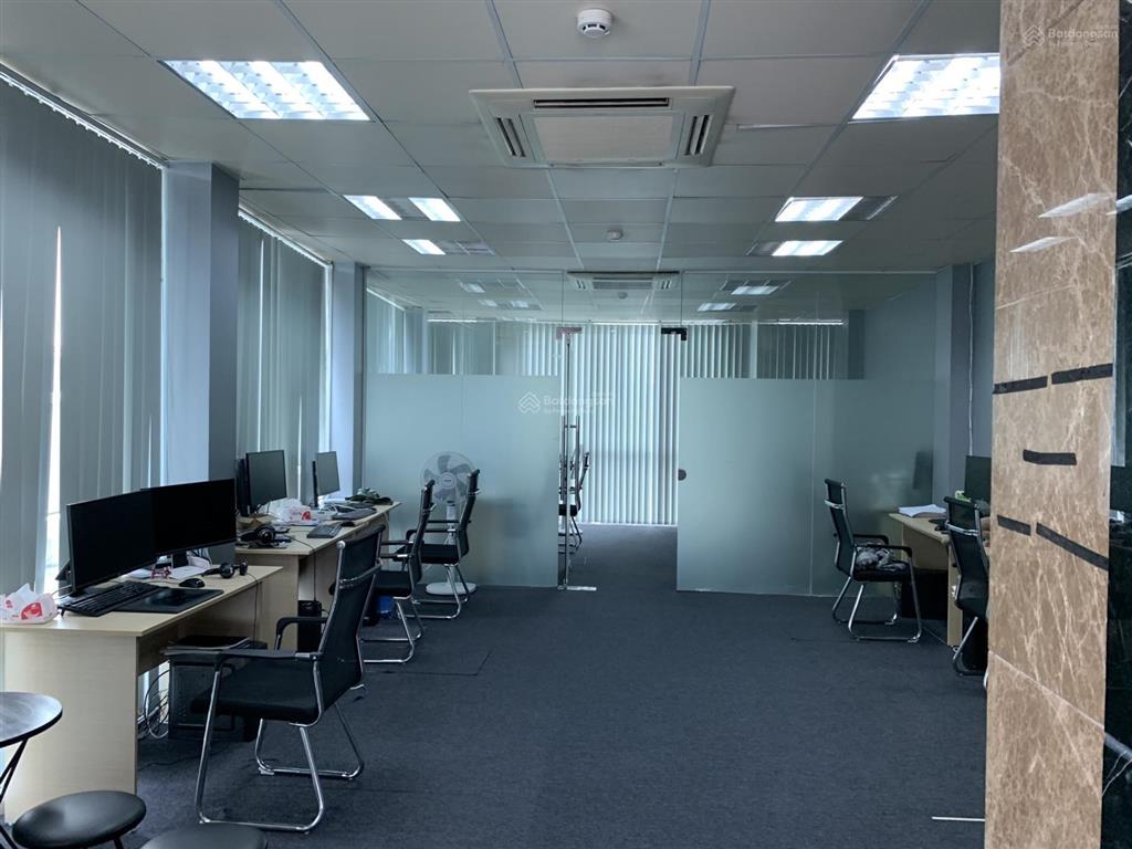 Cho thuê văn phòng phố an trạch, đống đa,hà nội,dtsd 75m2,thông sàn,giá 17tr/tháng