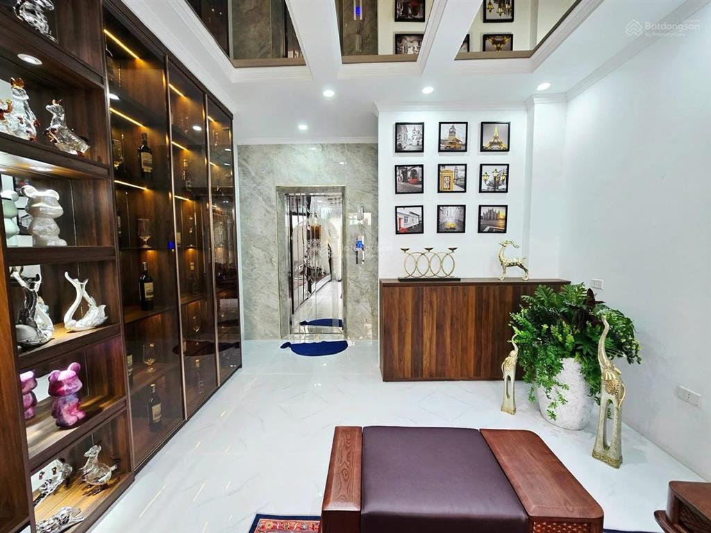 Cho thuê cả nhà ngõ 58 đào tấn,ba đình,hà nội, dt 45m2 x 3 tầng,ngõ oto,giá 20tr/tháng