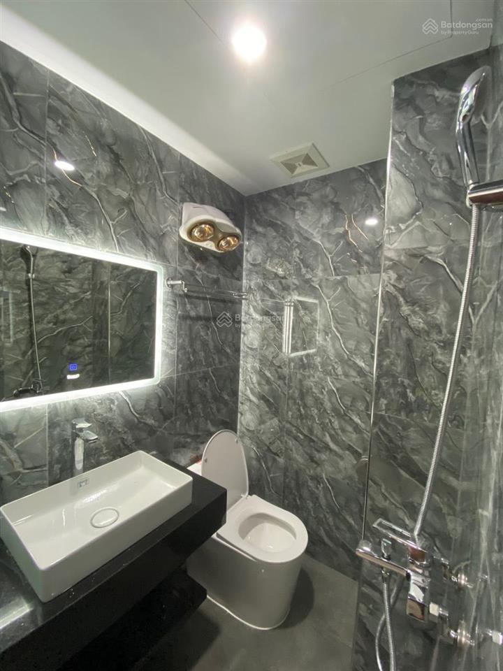 Cho thuê văn phòng phố hoàng cầu, đống đa, hà nội, dtsd 22m² giá 4tr/tháng
