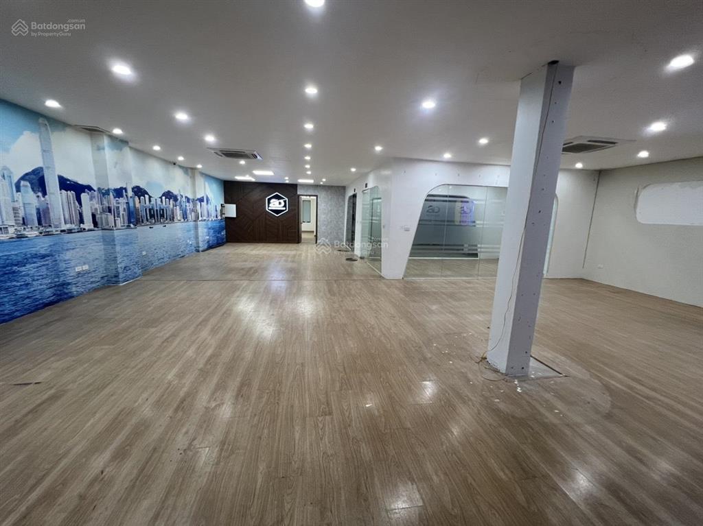 Cho thuê văn phòng phố hoàng cầu, đống đa, hà nội, dtsd 22m² giá 4tr/tháng