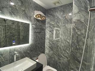  cho thuê mbkd tầng 1 nguyễn thái học,ba đình,hà nội, dtsd 100m2, thông sàn,giá 32tr/tháng