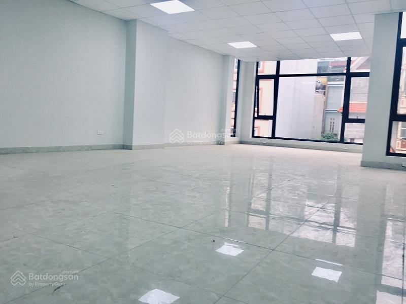 Cho thuê văn phòng phố hoàng ngân, thanh xuân hà nội, dtsd 100m2 thông sàn, giá 24tr/tháng, mới đẹp
