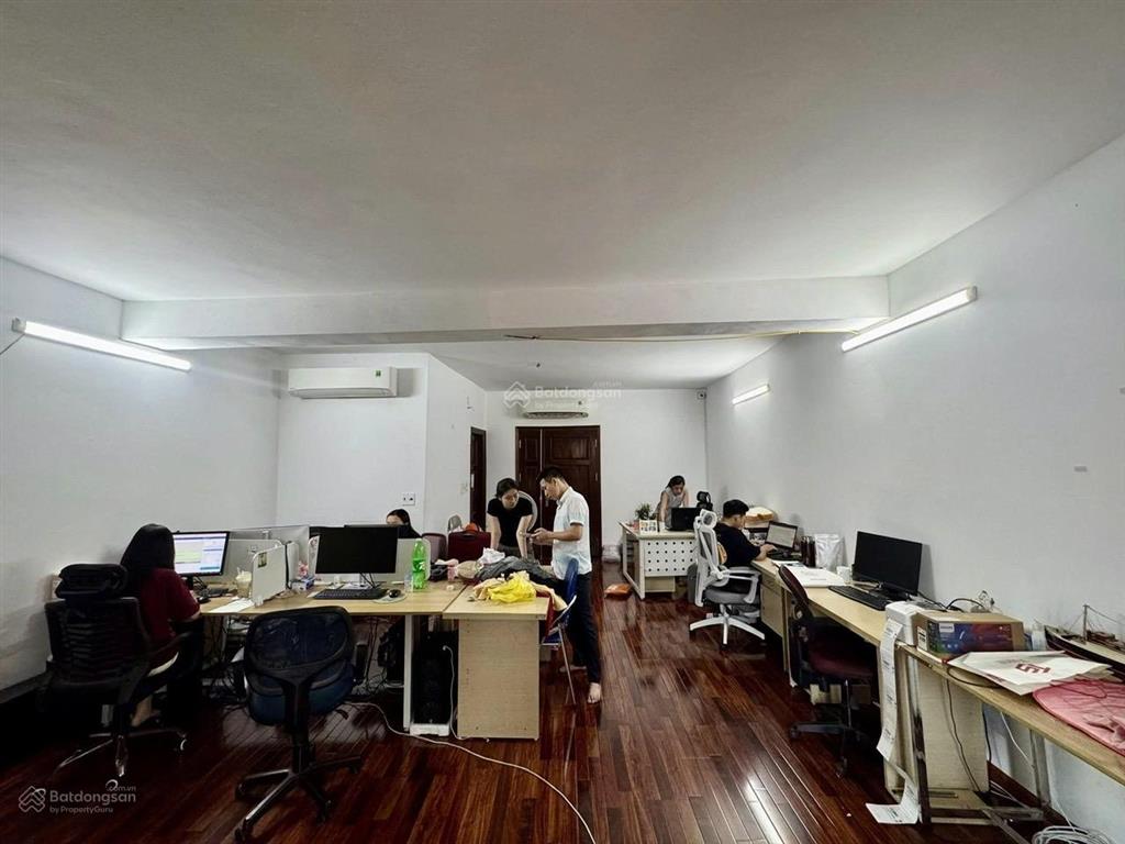 Cho thuê cả tòa nhà vp phố hoàng văn thái, thanh xuân, hà nội, dt 90m x 7 tầng, tm, giá 45tr/tháng