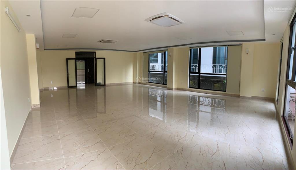 Cho thuê vp phố chùa láng, quận đống đa, hà nội, dtsd 55m2, thông sàn, giá 12tr/tháng, đẹp keng