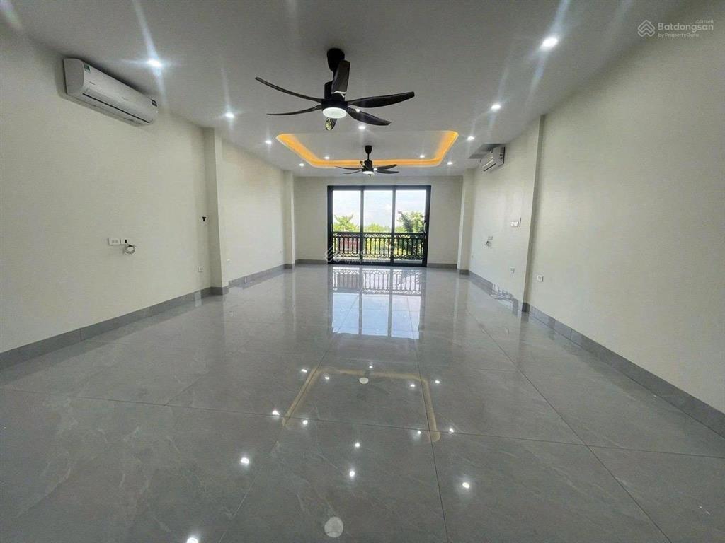 Cho thuê cả nhà ngõ cầu giấy, cầu giấy, hà nội, dt 55m² x 7 tầng, tm, giá 37tr/tháng, mới keng