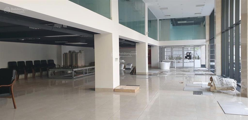 Cho thuê mbkd tầng 1 tại tòa ba đình office phố lê thanh nghị, mt 12m, dtsd 220m2, giá 74tr/tháng