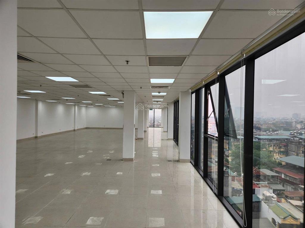 Cho thuê mbkd tầng 1 tại tòa ba đình office phố lê thanh nghị, mt 12m, dtsd 220m2, giá 74tr/tháng